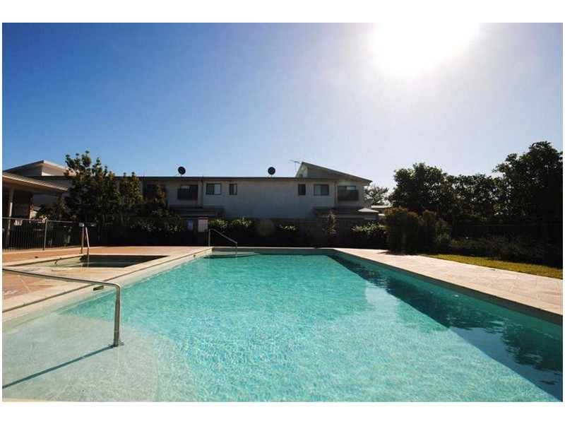 32/40-56 Gledson Street, North Booval QLD 4304