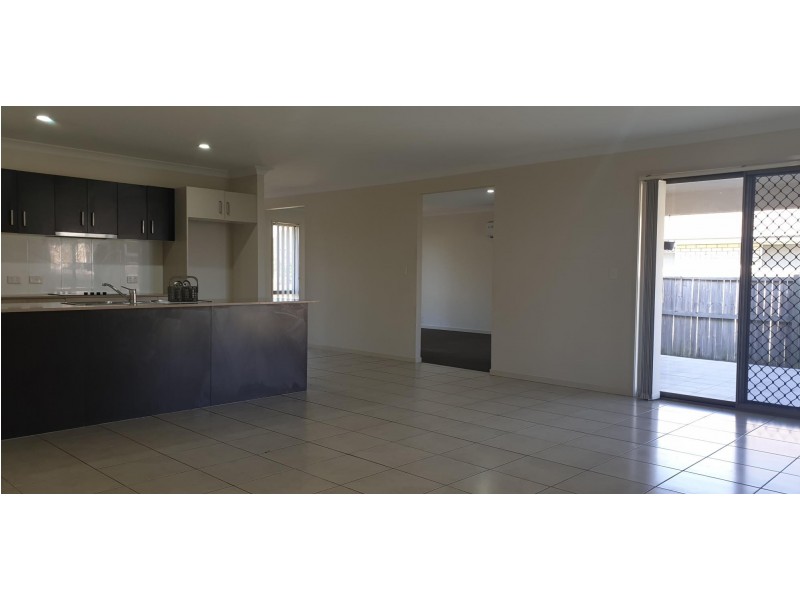 49 Oxford Street, North Booval QLD 4304