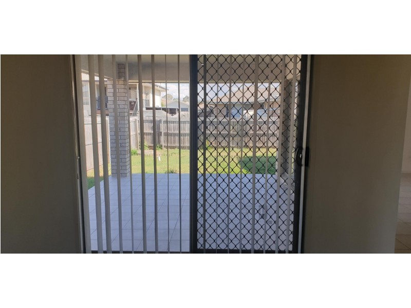 49 Oxford Street, North Booval QLD 4304
