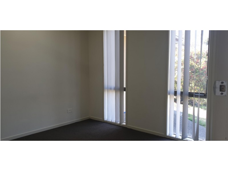49 Oxford Street, North Booval QLD 4304