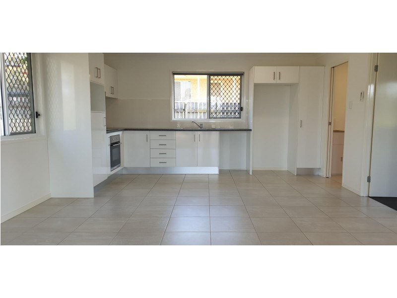 2/32 Dixon Street, Wulkuraka QLD 4305