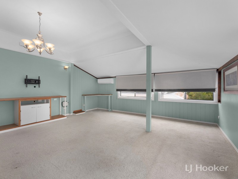 4 Williams Street East, Woodend QLD 4305