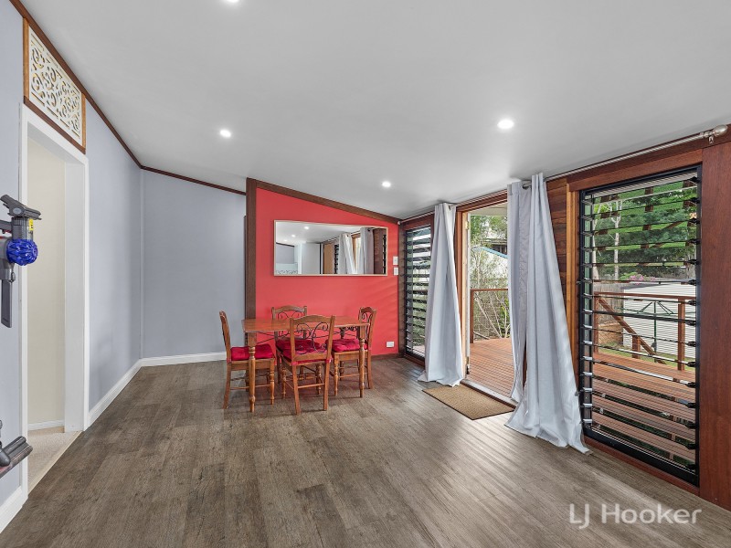 4 Williams Street East, Woodend QLD 4305