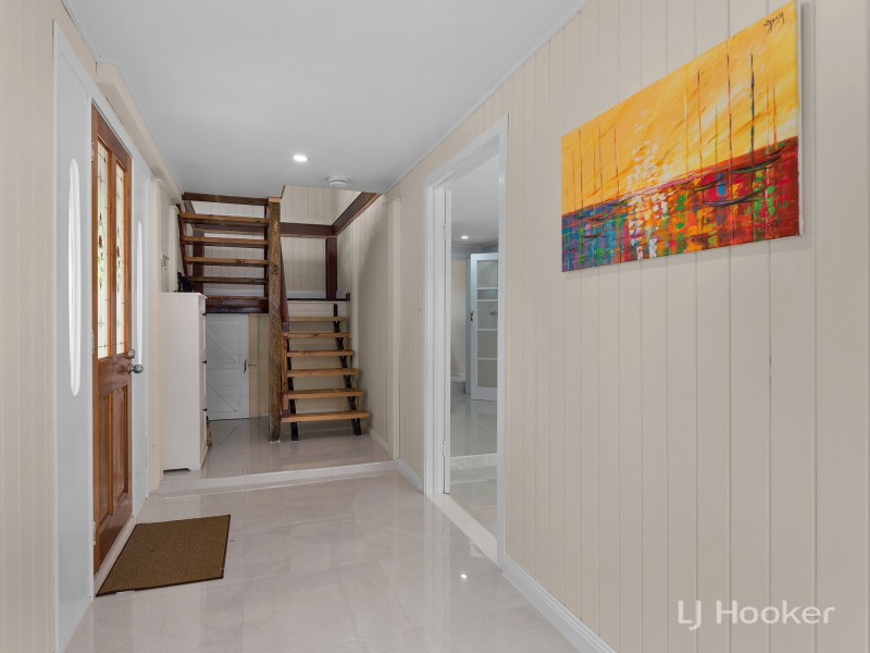 4 Williams Street East, Woodend QLD 4305