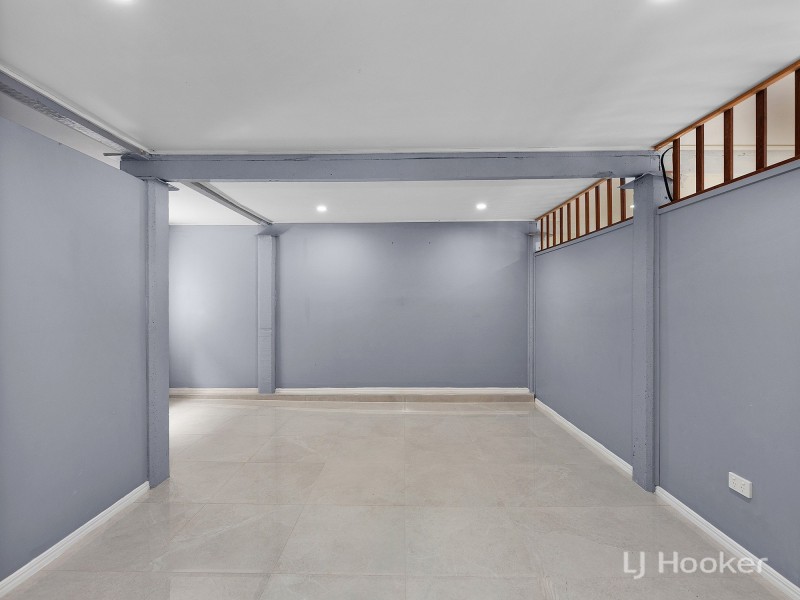 4 Williams Street East, Woodend QLD 4305