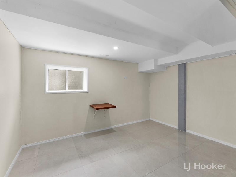 4 Williams Street East, Woodend QLD 4305