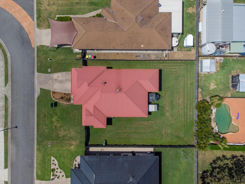 12 Nicole Place, Yamanto QLD 4305