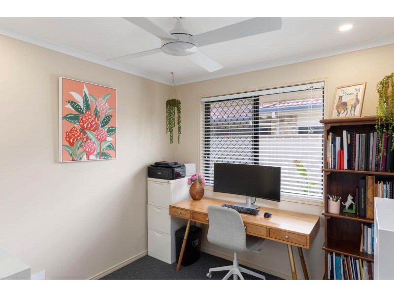 111 Lakeside Avenue, Springfield Lakes QLD 4300