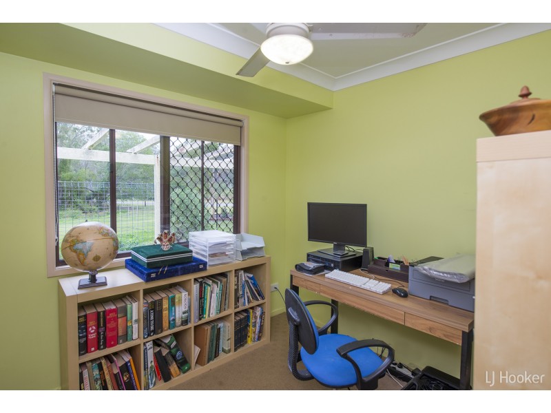 26 Wisteria Street, Walloon QLD 4306