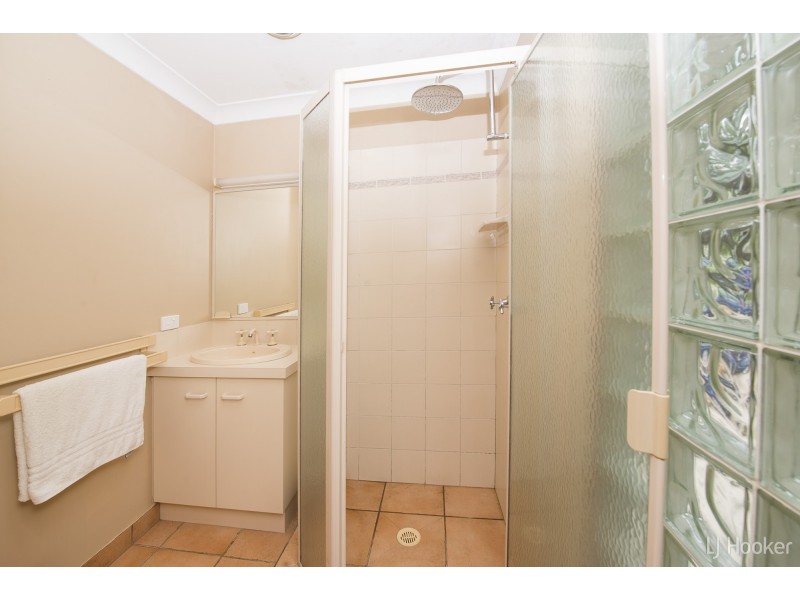 26 Wisteria Street, Walloon QLD 4306