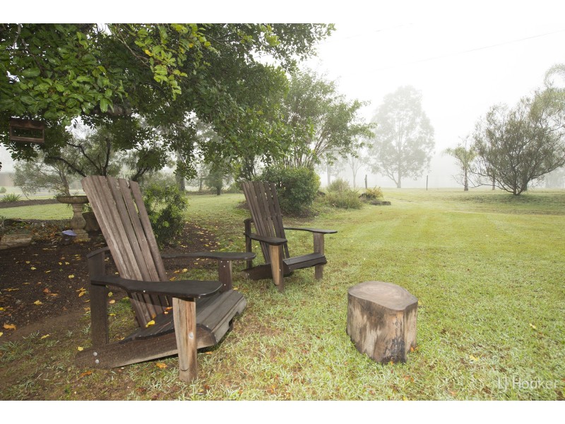 26 Wisteria Street, Walloon QLD 4306