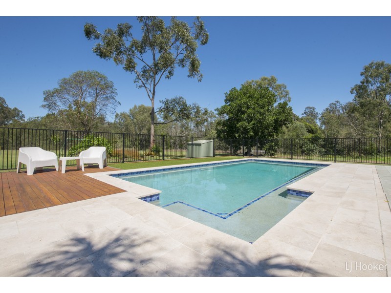 26 Wisteria Street, Walloon QLD 4306