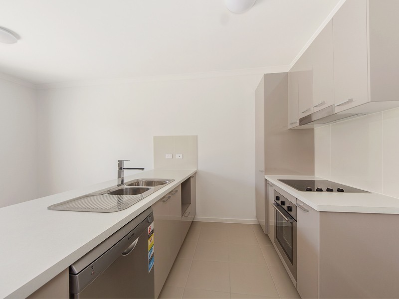 115 Napier Circuit, Silkstone QLD 4304