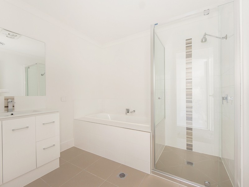 115 Napier Circuit, Silkstone QLD 4304