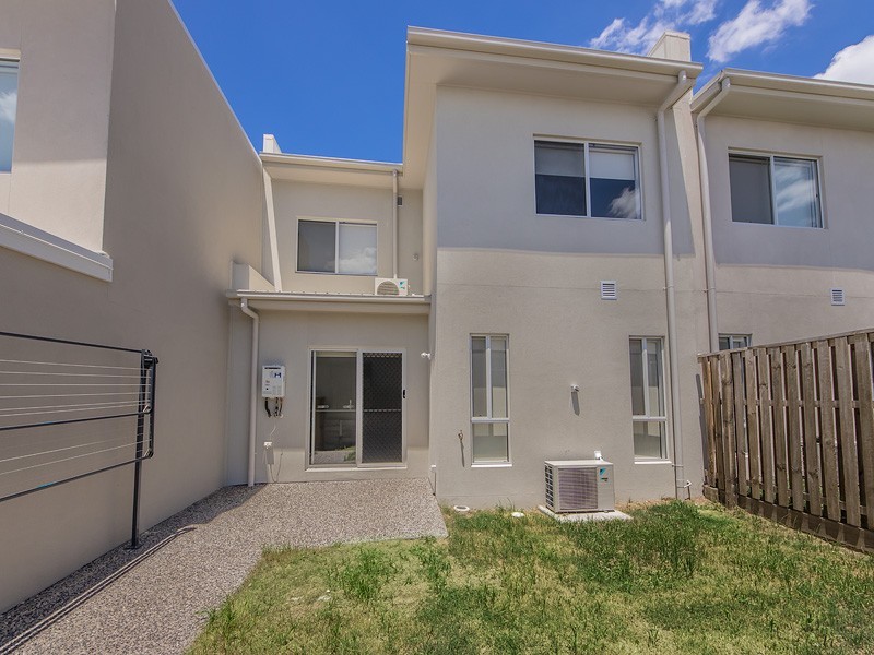 115 Napier Circuit, Silkstone QLD 4304