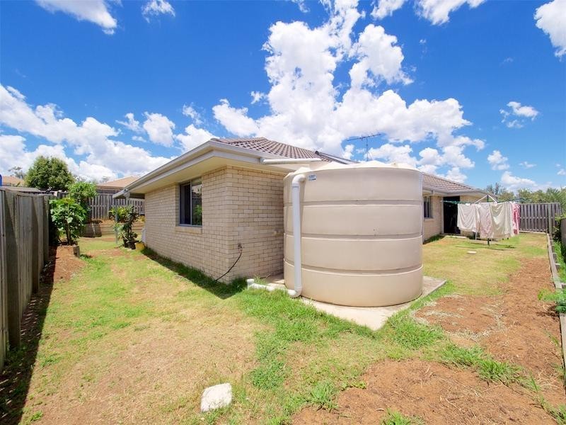 5 WILLOWOOD PLACE, Fernvale QLD 4306