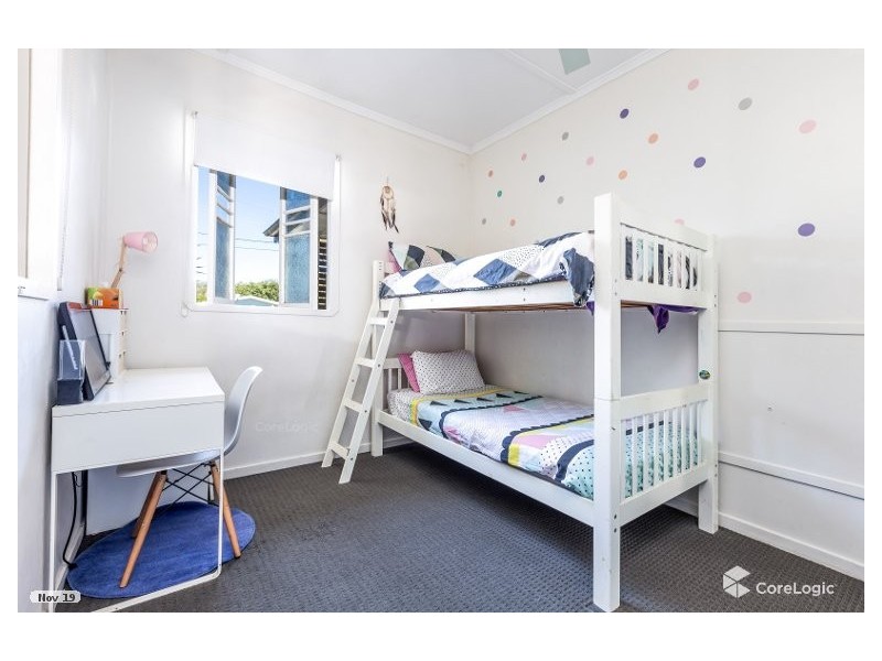 58 Queen Street, Blackstone QLD 4304