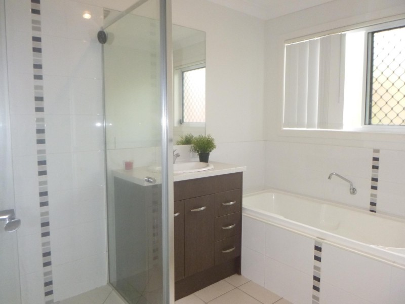 31 Messara Circuit, Durack QLD 4077