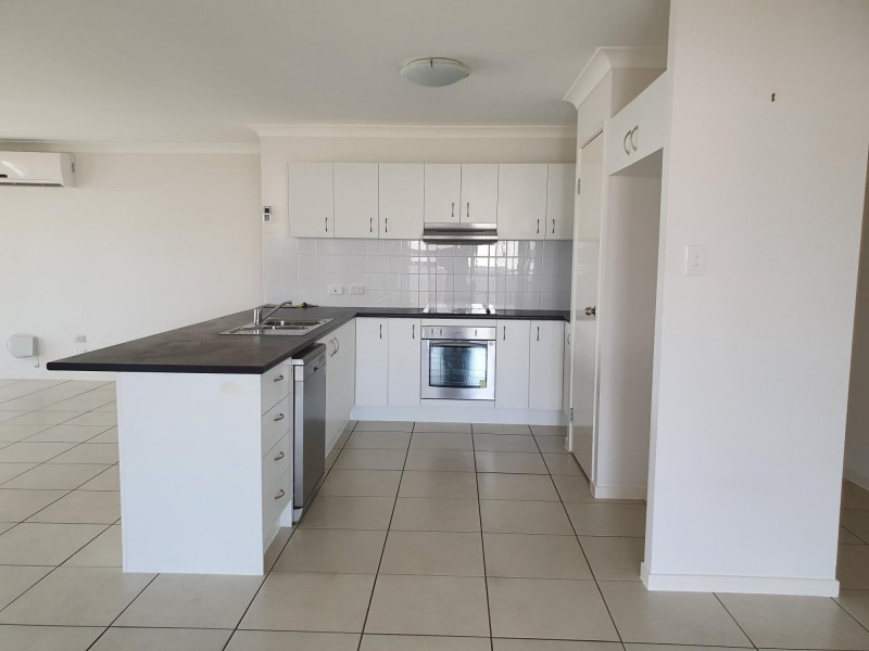 2 Claydon Place, Rosewood QLD 4340