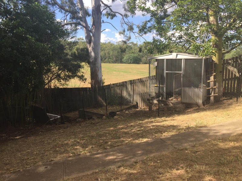 17 Flinders Drive, Leichhardt QLD 4305