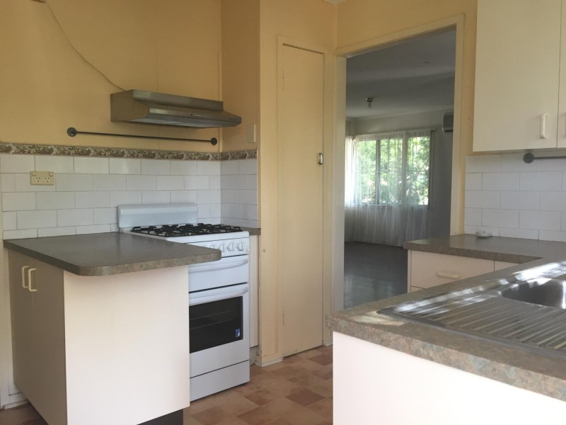 17 Flinders Drive, Leichhardt QLD 4305