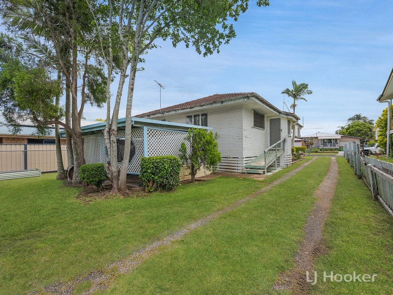 7 Elaine Street, North Booval QLD 4304