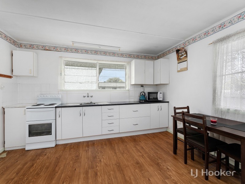 7 Elaine Street, North Booval QLD 4304