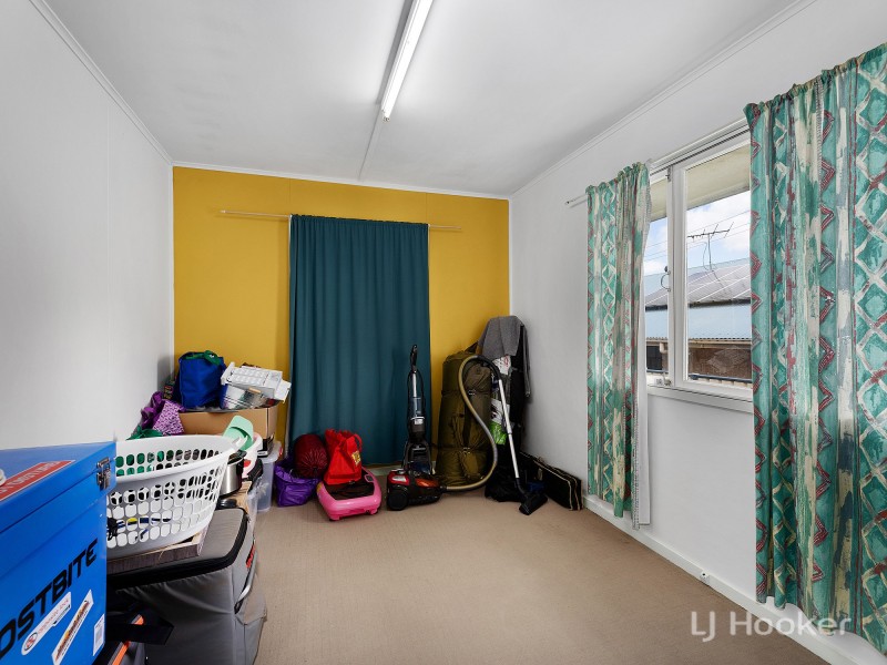 7 Elaine Street, North Booval QLD 4304