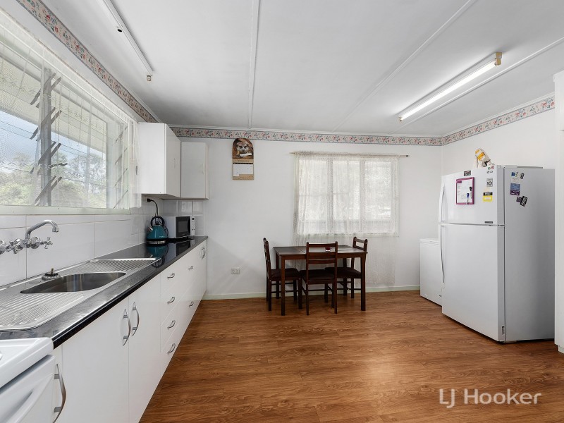 7 Elaine Street, North Booval QLD 4304