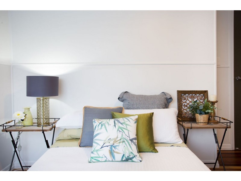 31 Dell Street, Eastern Heights QLD 4305