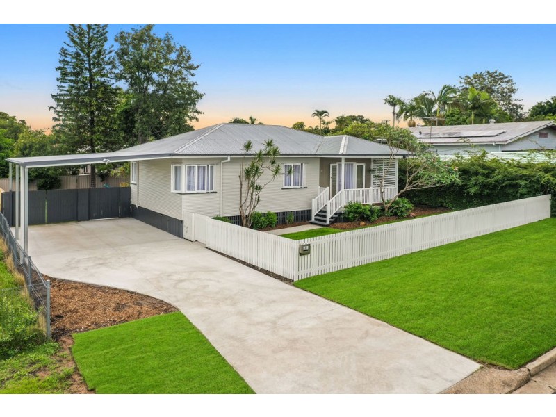 31 Dell Street, Eastern Heights QLD 4305