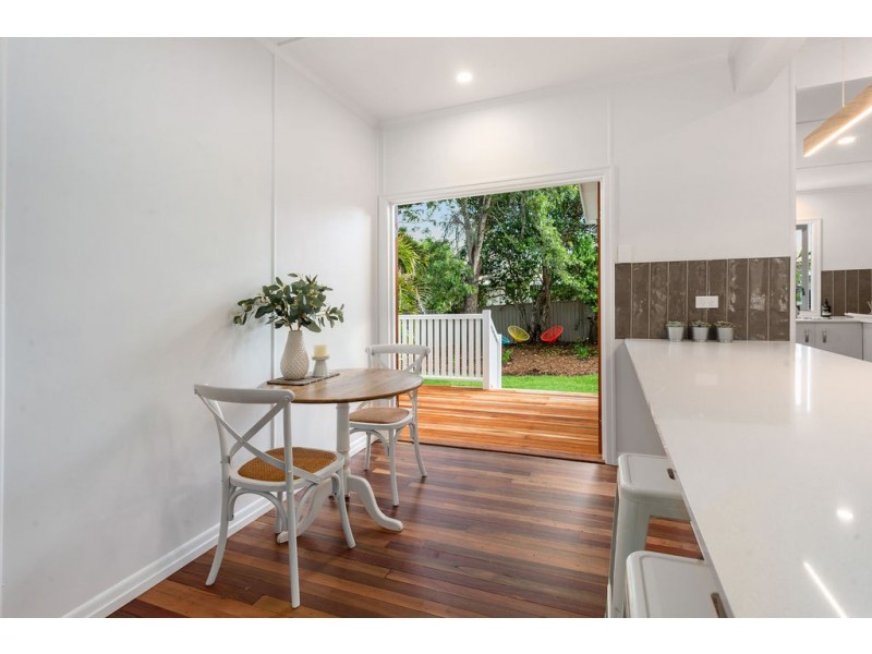 31 Dell Street, Eastern Heights QLD 4305