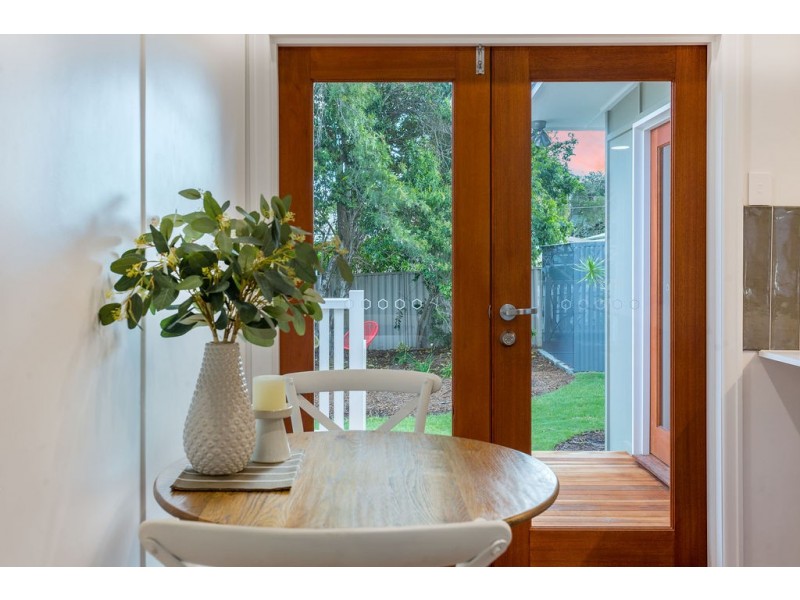 31 Dell Street, Eastern Heights QLD 4305