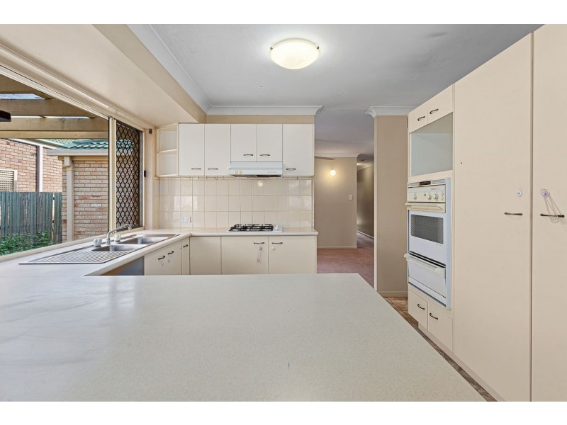 24 Elmhurst Crescent, Flinders View QLD 4305