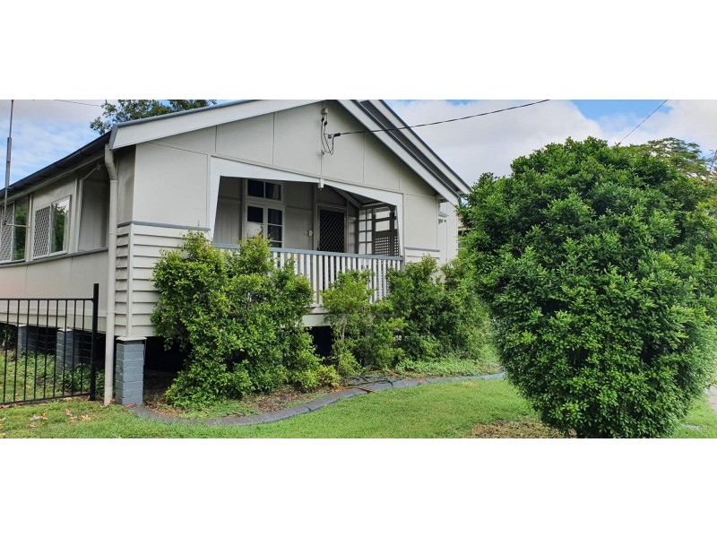 15 Bridson Avenue, East Ipswich QLD 4305