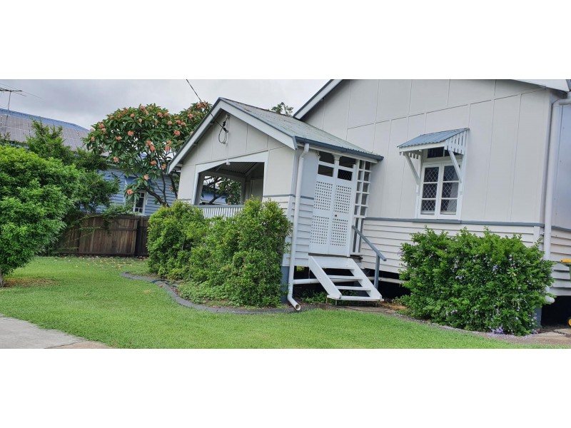 15 Bridson Avenue, East Ipswich QLD 4305