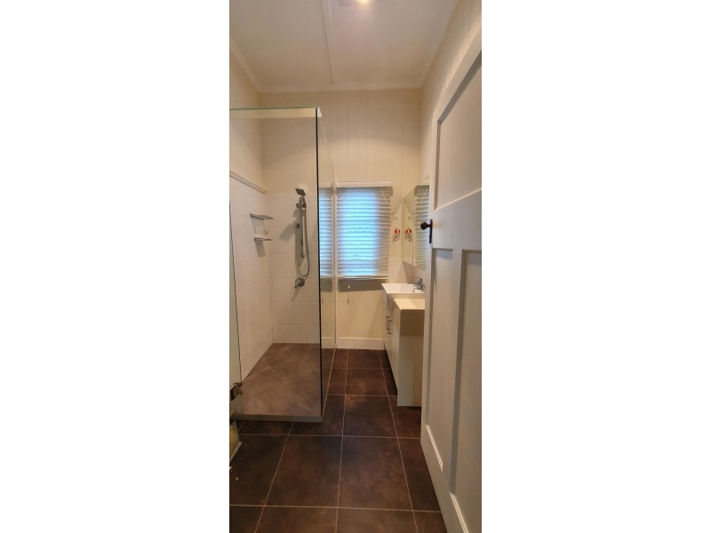 15 Bridson Avenue, East Ipswich QLD 4305