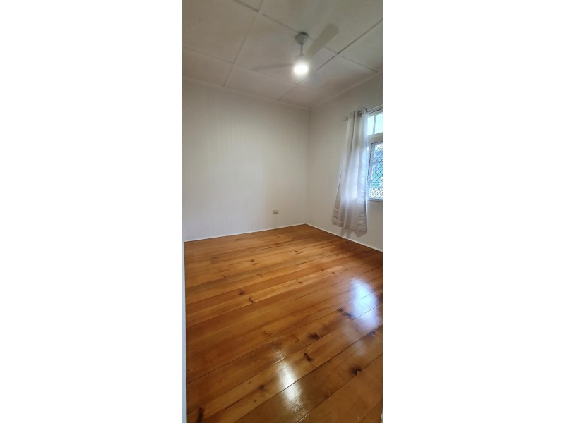 15 Bridson Avenue, East Ipswich QLD 4305