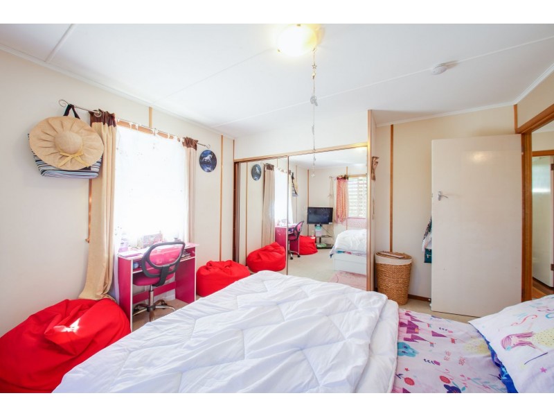 166 Whitehill Road, Raceview QLD 4305
