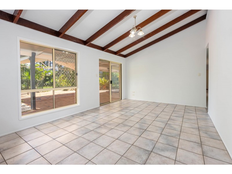 4 Sellars Street, Karana Downs QLD 4306