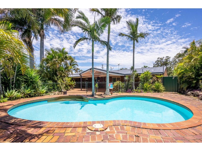 4 Sellars Street, Karana Downs QLD 4306