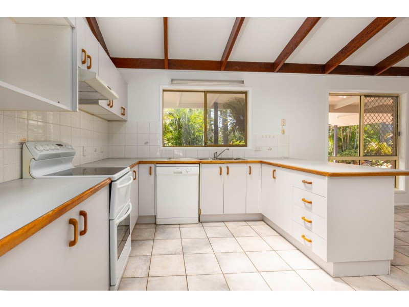 4 Sellars Street, Karana Downs QLD 4306