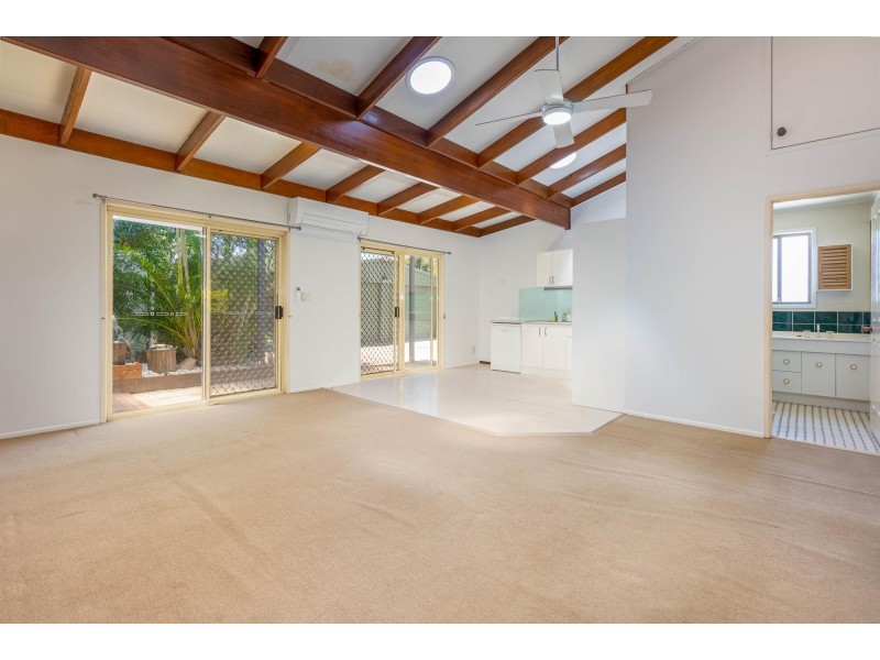 4 Sellars Street, Karana Downs QLD 4306