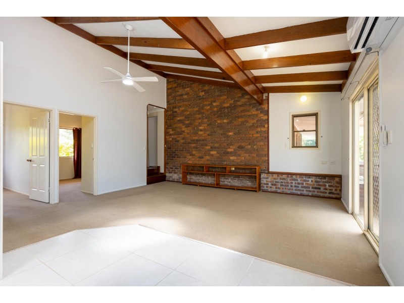 4 Sellars Street, Karana Downs QLD 4306