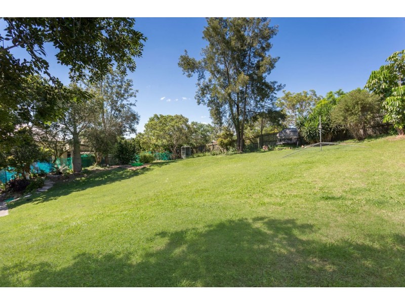 16 Clay Street, West Ipswich QLD 4305