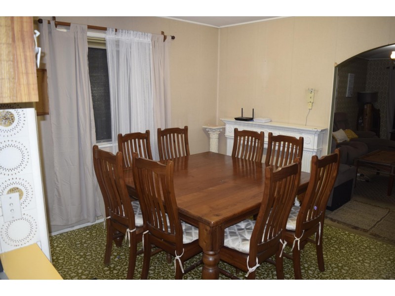 62 Grange Road, Eastern Heights QLD 4305