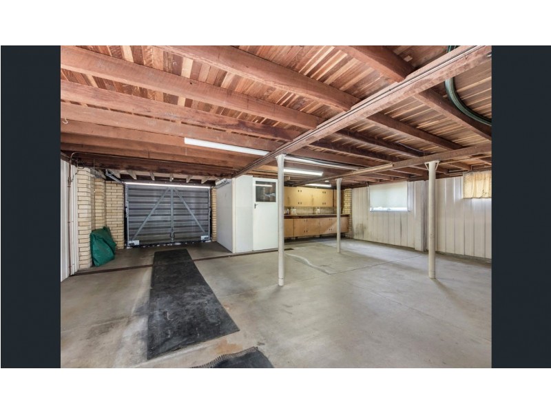 62 Grange Road, Eastern Heights QLD 4305