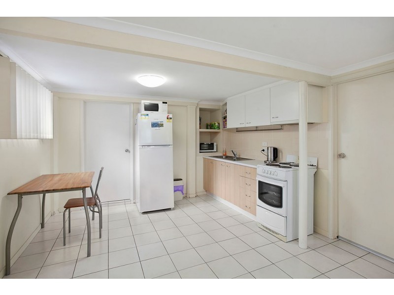 15 Quarry Lane, Ipswich QLD 4305