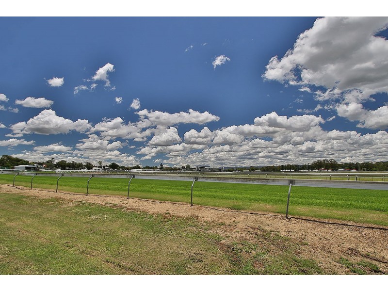 35 Videroni Street, Bundamba QLD 4304