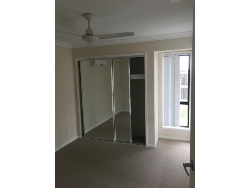 1/10 Dawson Place, Brassall QLD 4305